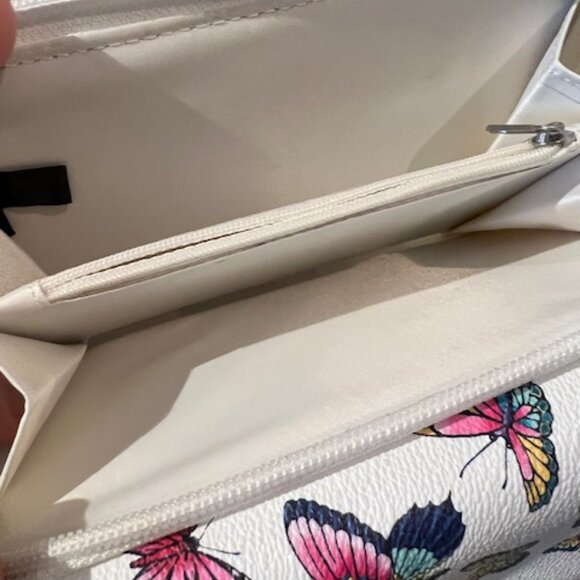 Safe Keeper Butterfly Decorated Wallet - Picture 9 of 9